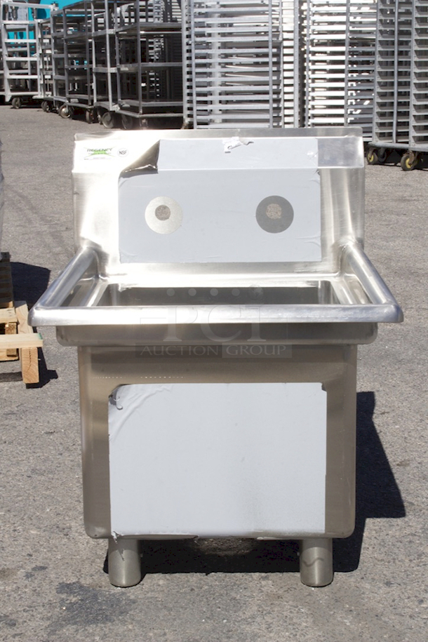 BRAND NEW SCRATCH & DENT! Regency 21" 16 Gauge Stainless Steel One Compartment Commercial Sink - 16" x 20" x 12" Bowl - Image 2 of 8