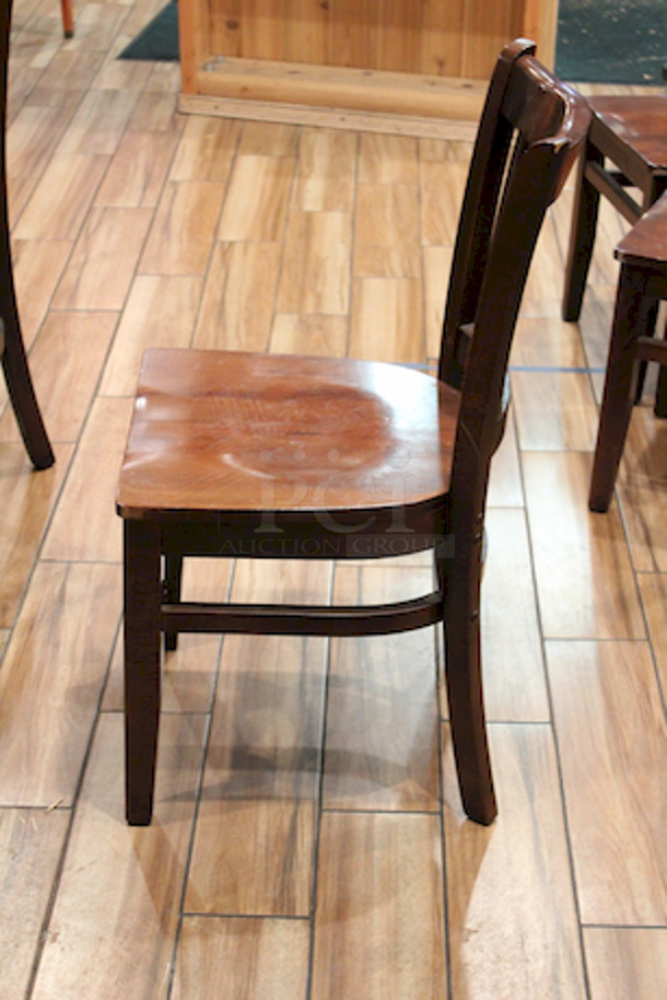BEAUTIFUL! 4 Solid Oak School House Ladder Back Chairs.  19x18x34  4x Your Bid - Image 5 of 8
