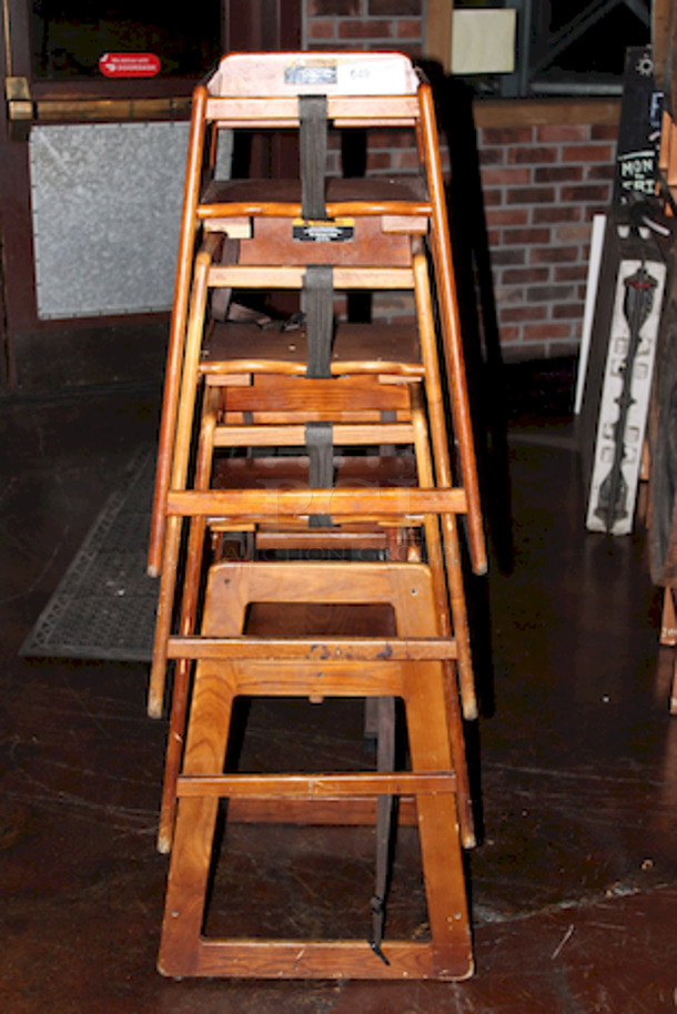 BEAUTIFUL! Marston Wood Products C-30 High Chair Solid 3/4" Oak, Mortise And Tenon Frame Construction, Instant-Release Safety Straps With Crotch Strap. 18x19x29
4x Your Bid - Image 8 of 8