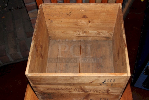 NICE! John Gillon & Co. Ltd. "King William IV Blended Scotch Whisky" Box. - Image 5 of 5