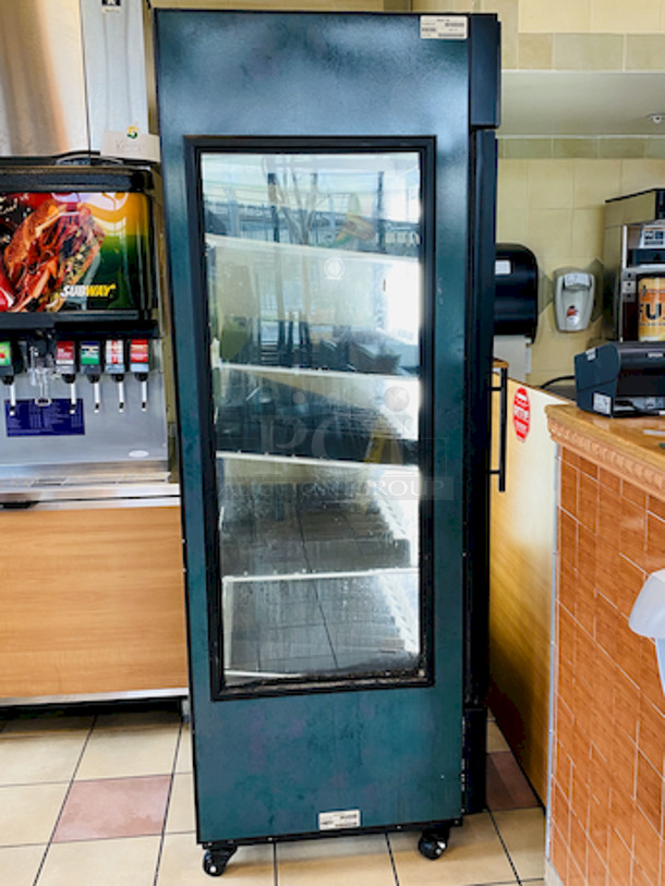BEAUTIFUL! True GEM 26 Beverage Merchandiser. Works Perfect. 

Dimensions & Utilities
Shelves: 2511⁄16 in. L x 231⁄4 in. D
Overall: 30 in. W x 301⁄2 in. D x 785⁄8 in. H
5.4 A, 1⁄3 HP
115 V/60 Hz/1 ph, 9-ft. cord with a NEMA 5-15P plug - Image 6 of 9