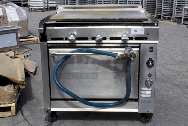 Montague Legend 36" Heavy Duty Gas Range With 36" Plancha Top and Convection Oven Base. In Working Order - Image 2 of 8