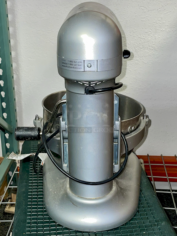 Kitchaid Professional 600™ Series 6 Quart Bowl-Lift Stand Mixer With Dough Whip, Hook and Paddle.  - Image 3 of 8