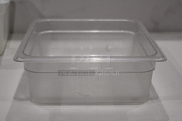 NICE! Cambro ½ Pans, 4” & 6" Deep.
12-3/4x10-3/8x4
4x Your Bid
 - Image 5 of 10