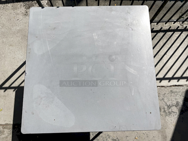 Outdoor 4 Seater Metal Table, Gray. - Image 6 of 7