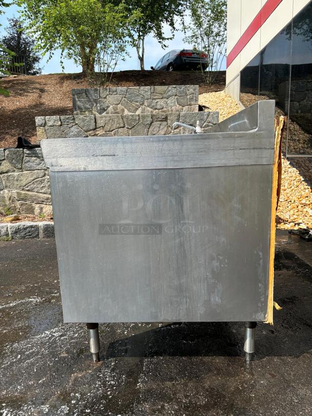 GREAT CONDITION - Stainless Steel Sink
 - Image 3 of 4