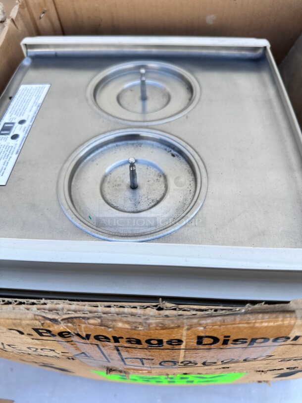 New! Crathco E29-4 11 1/4"  Cold Beverage Dispenser  115v Only Base Working - Image 2 of 9