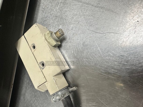 Mars Air 36N  36" Unheated Air Curtain 115 Volt Tested and Working - Image 8 of 9