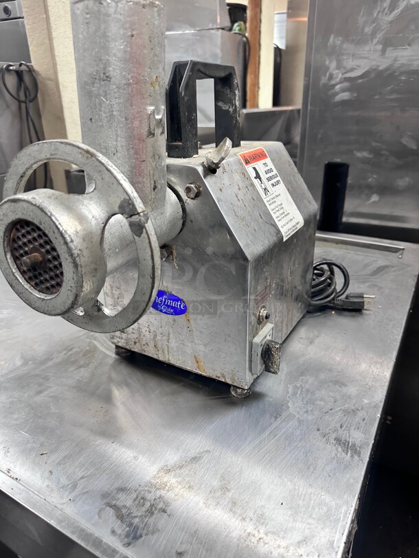 Working Globe CC12 Chefmate #12 250 lb. Meat Grinder 115 Volt Tested and Working - Image 3 of 7