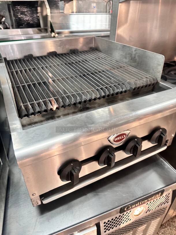 Fully Refurbished Wells Commercial Gas Char Broiler Grill Tested and Working - Image 6 of 6