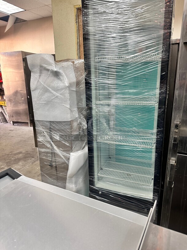 Late Model Atosa P380WA Single Glass Refrigerated Merchandiser 115 Volt Tested and Working! - Image 2 of 6