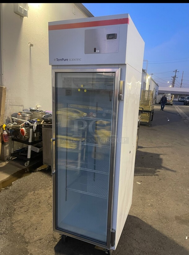 Certified Working Howard McCray GR22 Refrigerator, Merchandiser 115 Volt - Image 3 of 5