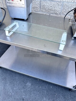 Nice Counter Top Glass Shelf