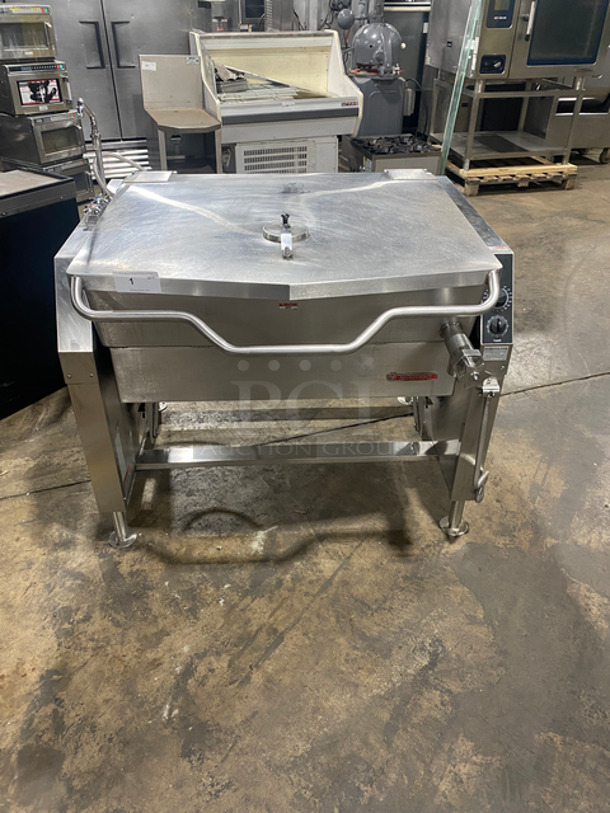SWEET! Market Forge Commercial Electric Powered Tilted Braising Pan/Ultra Skillet! Model 40P! All Stainless Steel! On Legs! 208V 3Phase 50Amp/1 Phase 85.5 Amp! WORKING WHEN REMOVED!