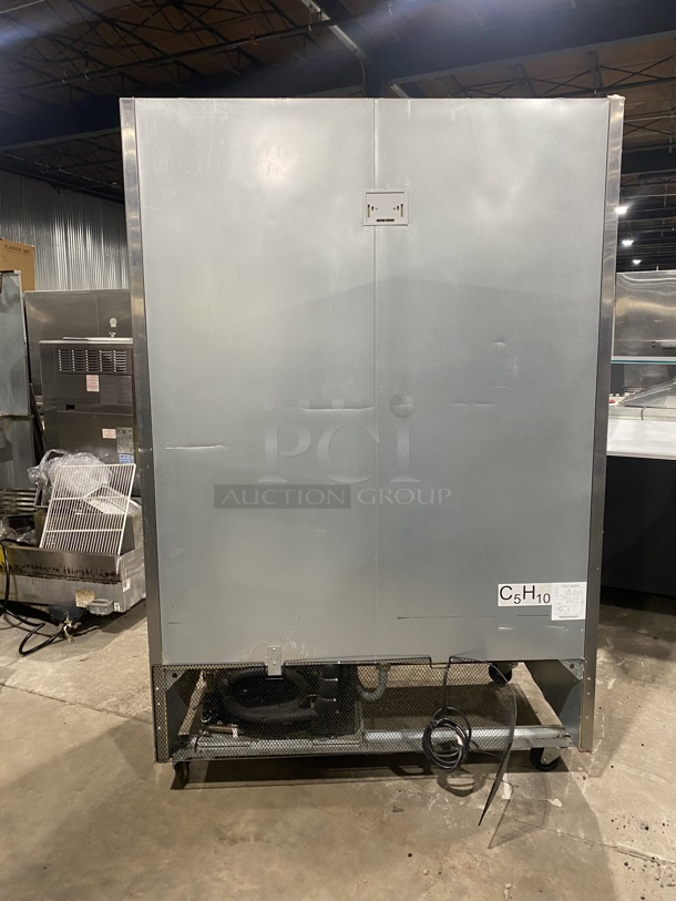  LATE MODEL! 2021 Bison All Stainless Stell Commercial  Double Door Reach In Cooler! On Commercial Casters! Working When Removed! MODEL: BRR-46 SN: BRR-4600321052900K8008 1PH! - Image 2 of 8