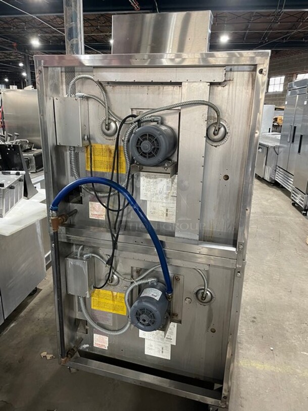 NICE! Blodgett Commercial Natural Gas Powered Double Stacked Convection Oven! All Stainless Steel! With Metal Oven Racks! On Casters! 115V 1 Phase! Model: DFG-100/200 W/COOK! 2X Your Bid, Makes One Unit!  - Image 3 of 12