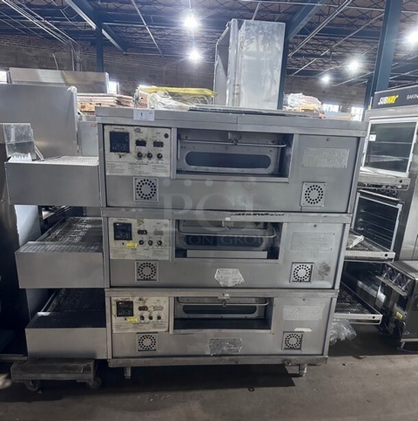 WOW! Middleby Marshall Triple Deck Stainless Steel Commercial Natural Gas Powered Conveyor Pizza Oven on Commercial Casters! 3x Your Bid MODEL PS555 SN:29731660 208-240 V 1PH
