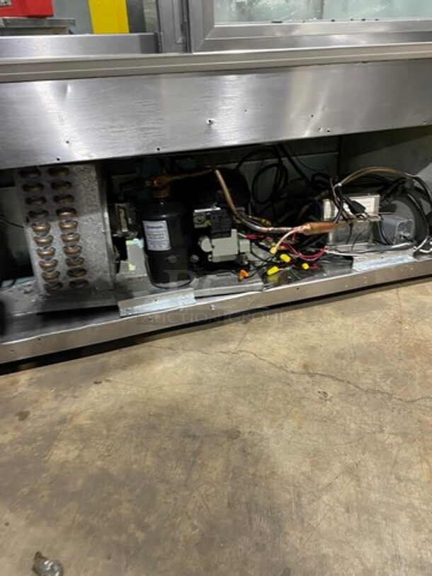 Leader Commercial Refrigerated Deli/ Bakery Display Case Merchandiser! With Curved Front Glass! With Rear Access Doors! - Image 8 of 8