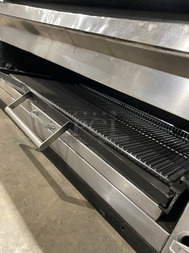 Commercial Natural Gas Powered Countertop Flat Top Griddle And Cheese Melter Combo! With Back And Side Splashes! All Stainless Steel! - Image 6 of 8