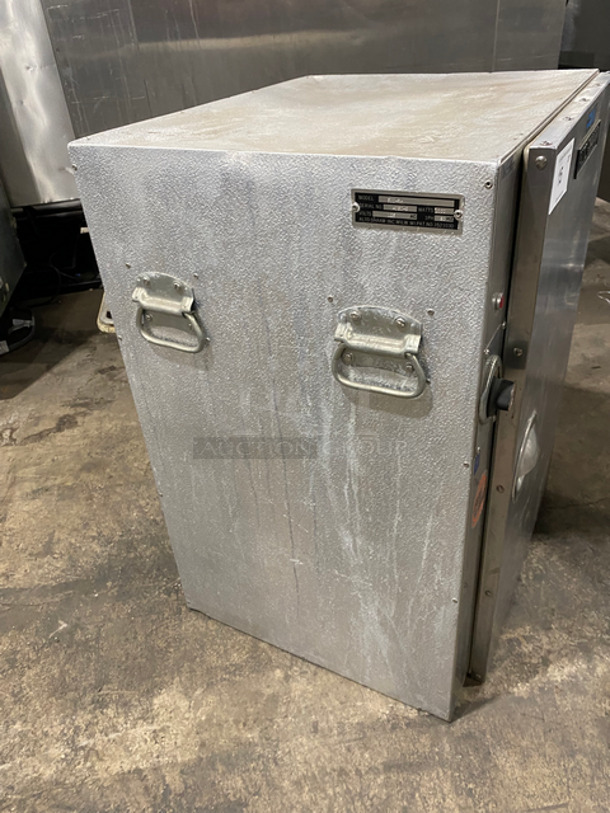 Alto Shaam Commercial Cook And Hold Cabinet! All Stainless Steel! Model: 500-PH SN: 40609 125V 60HZ 1 Phase - Image 2 of 8