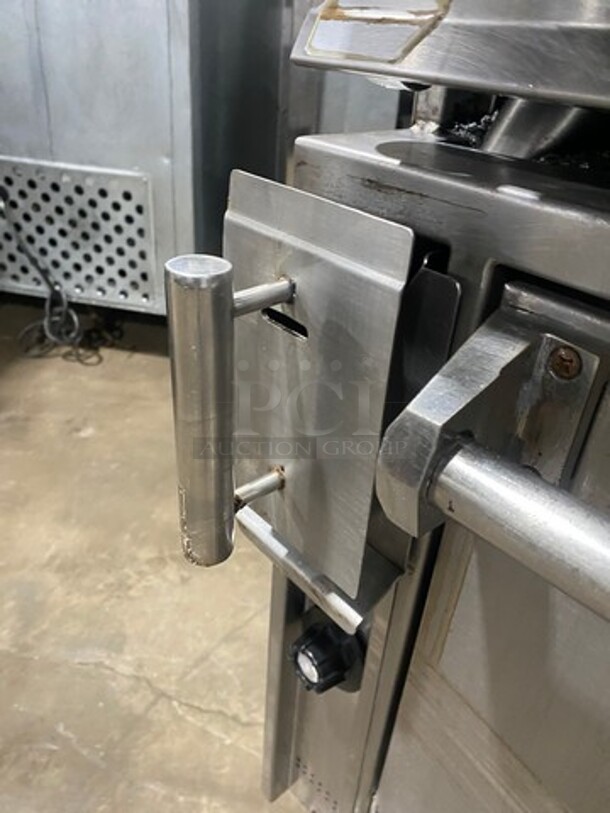 WOW! Jade Range Commercial Natural Gas Powered Plancha Flat Grill! With Raised Back Splash With Double Overhead Shelf! With Oven Underneath! All Stainless Steel! On Casters! - Image 10 of 11