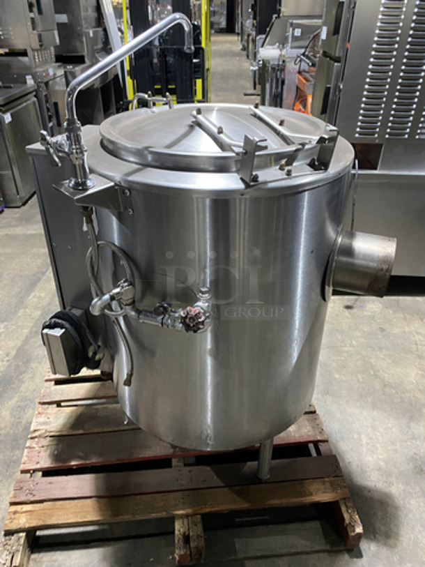 Groen Commercial Natural Gas Powered Jacketed Soup Kettle! All Stainless Steel! On Legs! Model: AH1E20 SN: 73564 120V 60HZ 1 Phase - Image 3 of 12