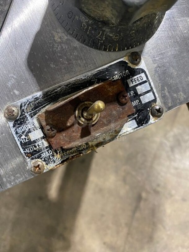 Globe Commercial Countertop Meat/Deli Slicer! All Stainless Steel! - Image 9 of 10