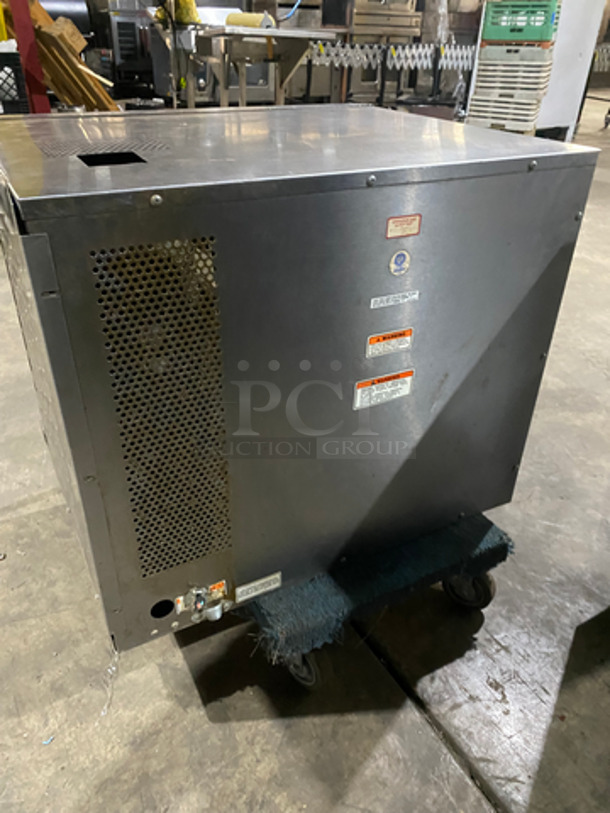 Vulcan Commercial Electric Powered Convection Oven! With View Through Door! All Stainless Steel! - Image 4 of 8