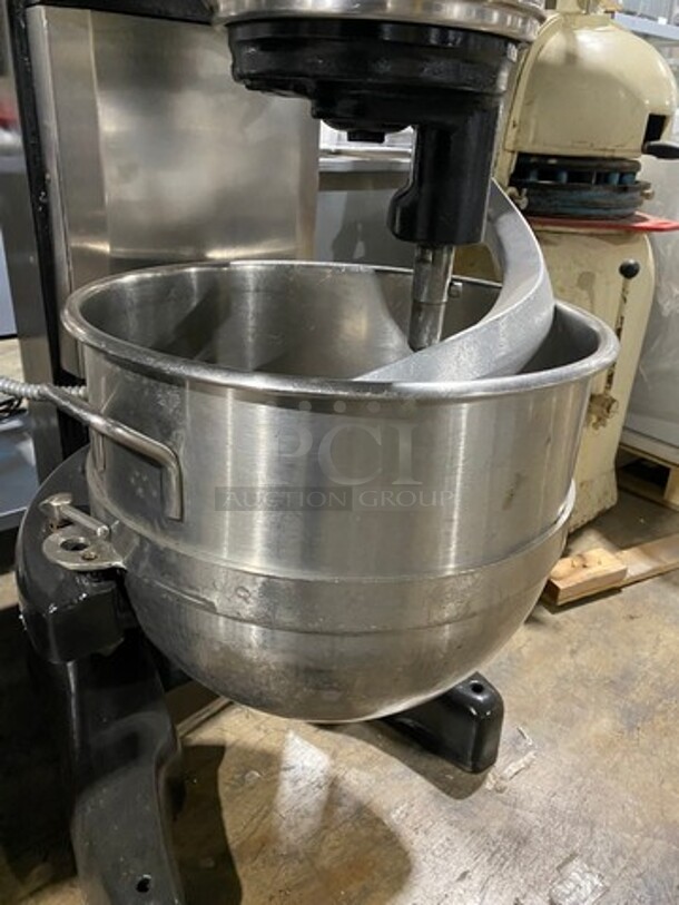 NICE! Hobart Commercial Floor Style 80QT Planetary Mixer! With Mixing Bowl! With Spiral Hook Attachment! Model: M802 SN: 1872385 220V 60HZ 3 Phase! - Image 5 of 8