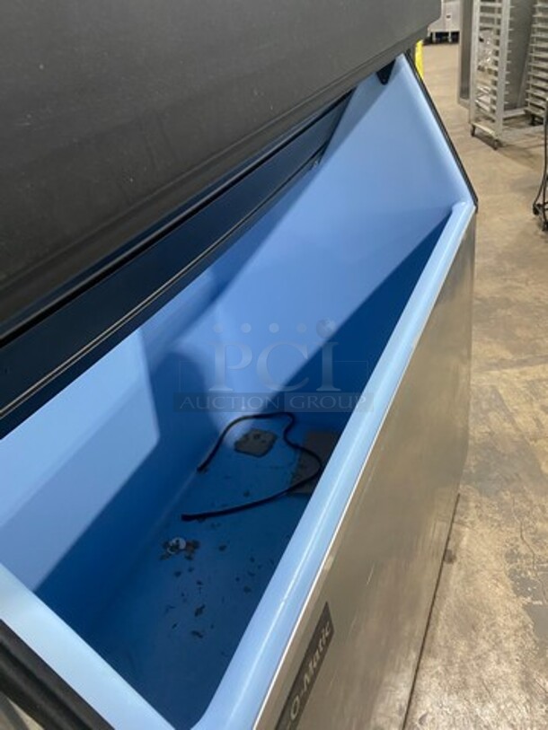 Ice-O-Matic Commercial Ice Maker Machine! On Commercial Ice Bin! All Stainless Steel! On Legs! 2x Your Bid Makes One Unit! Model: ICE1406HW6 SN: 16041280011162 208/230V 60HZ 1 Phase - Image 7 of 8