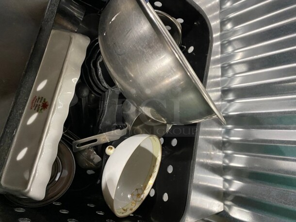 ALL ONE MONEY! Assorted Kitchen Utensils!  - Image 6 of 11