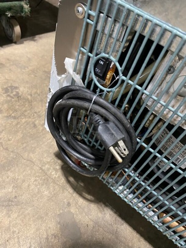 2016 Leader Commercial Refrigerated Sandwich Prep Table! With Single Door Underneath Storage Space! All Stainless Steel! On Casters! Model: ESLM27SC SN: NR10C1436A 115V 60HZ 1 Phase - Image 9 of 9