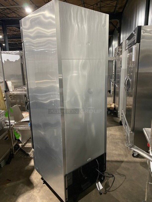 Sweet! True Commercial Split Door Dual Temp Half Cooler Half Freezer Combo Unit! All Stainless Steel! On Casters! Model: T23DT SN: 8868308 115V 60HZ 1 Phase - Image 3 of 11