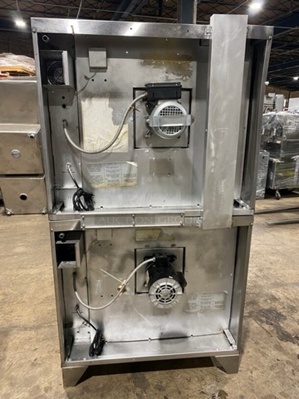 (x2) Great! US Range/Garland Commercial Natural Gas Powered Double Stacked Convection! Summit Series! With View Through Doors! With Metal Racks! Model SUMG100 Serial 1609100102756! On Legs! 2 X Your Bid Makes One Unit! - Image 4 of 12