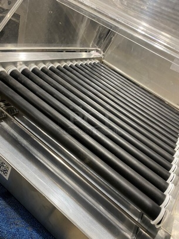 APW Wyott Commercial Countertop Hot Dog Roller Grill! All Stainless Steel! Model: HRSDI45 SN: HRS450821A0059 120V 60HZ 1 Phase - Image 5 of 8