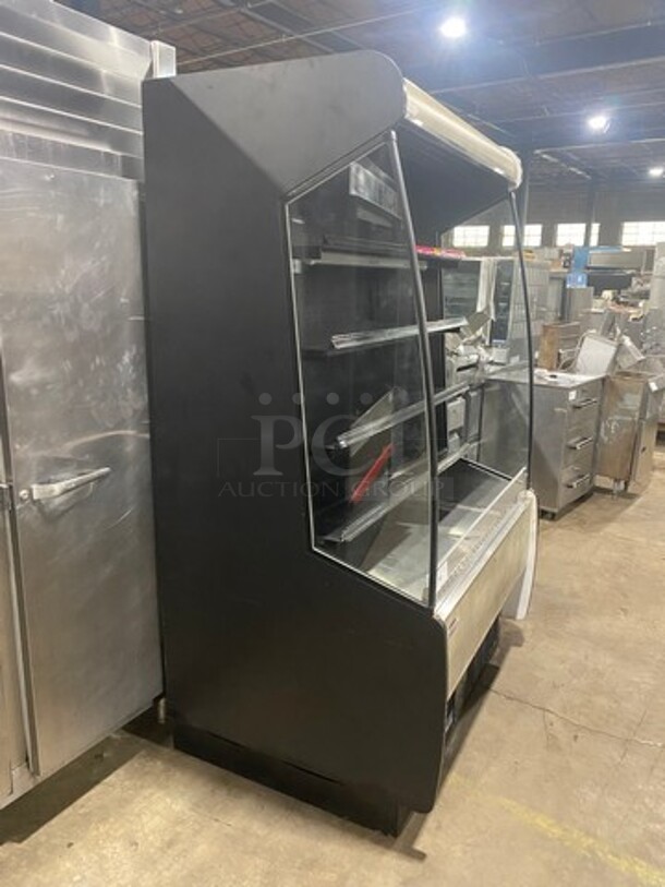 FEDERAL  Refrigerated Open Grab-N-Go Display Case Merchandiser! Model RSSM478SC-3 Serial 09090356630! 120/208/230V 1 Phase!  - Image 2 of 7
