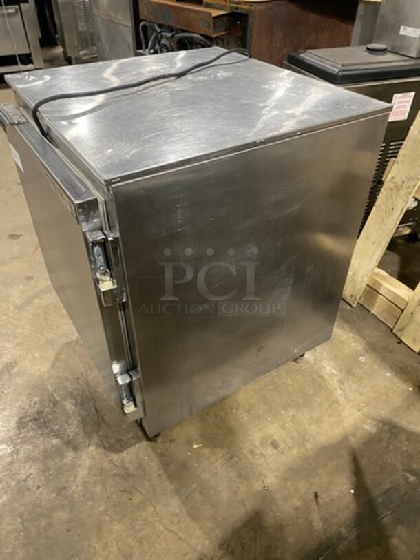 Beverage Air Commercial Single Door Undercounter Cooler! Stainless Steel! On Legs! Model: UCR27 115V 60HZ 1 Phase - Image 3 of 7