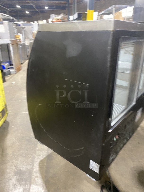 NICE! AVANTCO Curved Glass Refrigerated 48Inch Deli Display Case Merchandiser!  Model 115V 1 Phase!   - Image 3 of 8