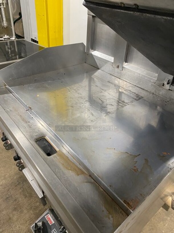 LANG  Commercial Countertop Natural Gas Powered Flat Top Griddle With Clamshell Flat Hood Press! With Thermostatic Controls! Built In Hood! With Back And Side Splashes! All Stainless Steel! Model: 236SCHENSH On Legs! - Image 5 of 8