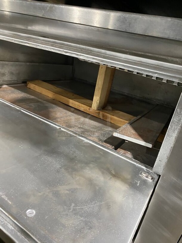 (x2) Mastro Commercial Natural Gas Powered Double Deck Pizza/ Baking Oven! All Stainless Steel! On Legs! Working When Removed! 2x Your Bid Makes One Unit! - Image 8 of 11