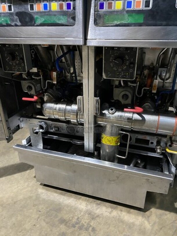 Wow! Pitco Soltice Supreme Natural Gas Powered 3 Bay Deep Fat Fryer! With Digital Control Board! With Oil Filter System! Model SS1460 Serial G13L0061464! With Night Covers! On Casters!  - Image 10 of 12
