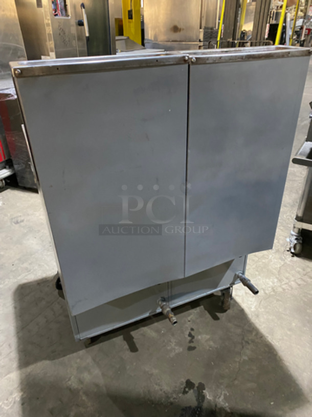 Pitco Frialator Commercial Natural Gas Powered Dual Bay Deep Fat Fryer! With Oil Filter System! With 4 Metal Frying Baskets! With Backsplash! All Stainless Steel! On Casters! - Image 3 of 9