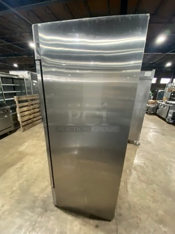 2017 ATOSA ALL STAINLESS-STEEL 2 Door Reach In Cooler! Model MBF8507 Serial MBF8507AUS100317051100C40006! 115V/60HZ/1 Phase - Image 4 of 6