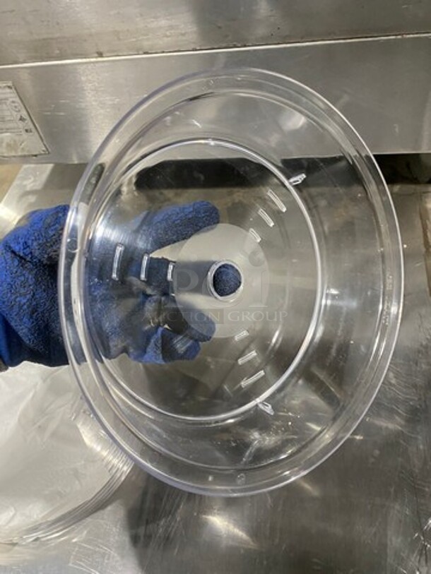 Clear Poly Plate/ Food Cover! - Image 4 of 4