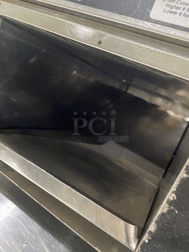 Savory Commercial Countertop Conveyor Toaster Oven! All Stainless Steel! Model: RT2VSHO SN:0709210050094 208V   1 Phase!
 - Image 4 of 7