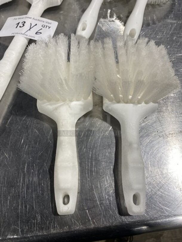 All One Money Assorted Cleaning Brushes!  - Image 3 of 4