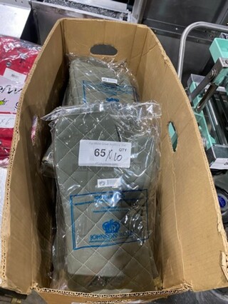 NEW! IN THE BOX! Johnson Rose Flame Resistant Oven Mitts! 10 Pairs Per Box! 1 Box Per Number! 10x Your Bid!
