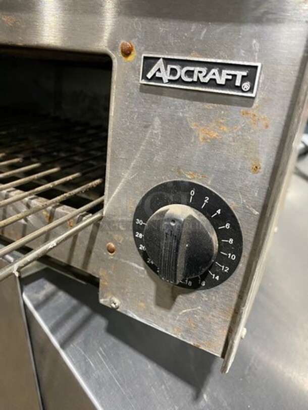 Adcraft Commercial Countertop Powered Pizza/ Snack Oven! - Image 6 of 7