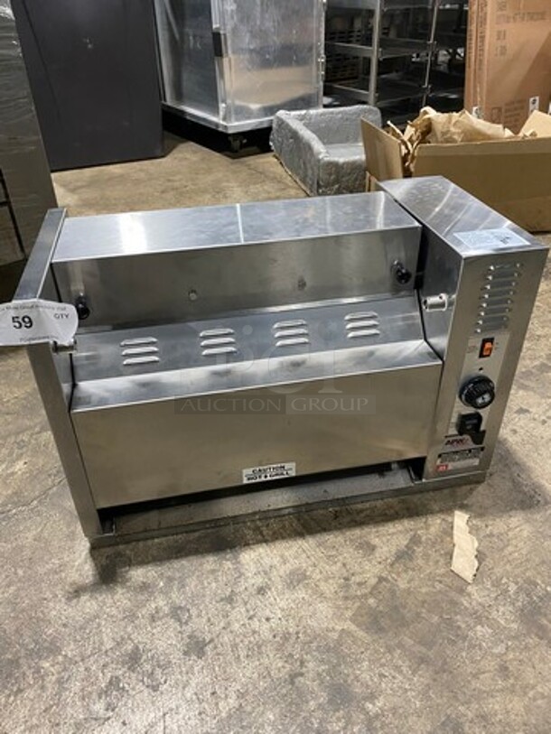 NEW! NICE! APW Wyott Commercial Countertop Vertical Conveyor Bun Grill Toaster! All Stainless Steel! Model: M83 SN: 8001118060018 120V 60HZ 1 Phase - Image 3 of 9