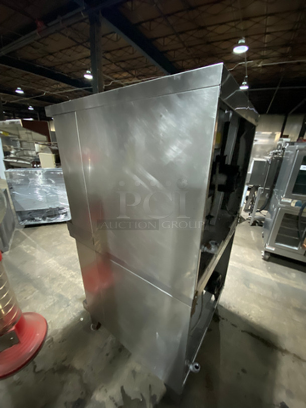 NICE! Franklin Commercial Double Deck Natural Gas Powered Convection Oven! With Metal Oven Racks! With 1 View Through Door & 1 Solid Door! All Stainless Steel! On Legs! 2x Your Bid Makes One Unit! - Image 4 of 8